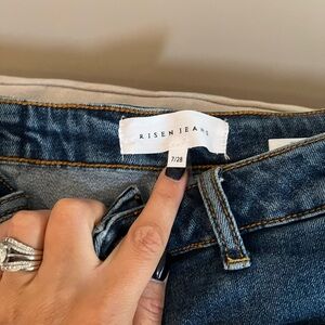 Risen jeans. Wide leg flare